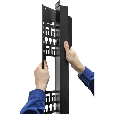 Блок розеток с функцией измерения серия BASIC, 24xC13, 6xC19, вход IEC60309 3x32A (3P+N+PE) Блок розеток с функцией измерения серия BASIC, 24xC13, 6xC19, вход IEC60309 3x32A (3P+N+PE)